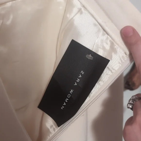 White Zara Knee Length Pencil Skirt With Tails Size 10 - Picture 7 of 7